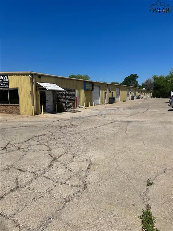 Foto del edificio - 4006 Call Field Rd