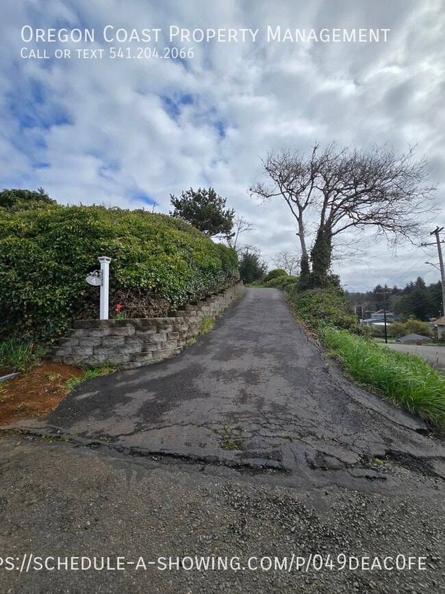 Foto del edificio - 4 NE Williams Ave