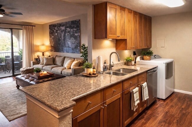 Building Photo - 15534 Zabolio Dr