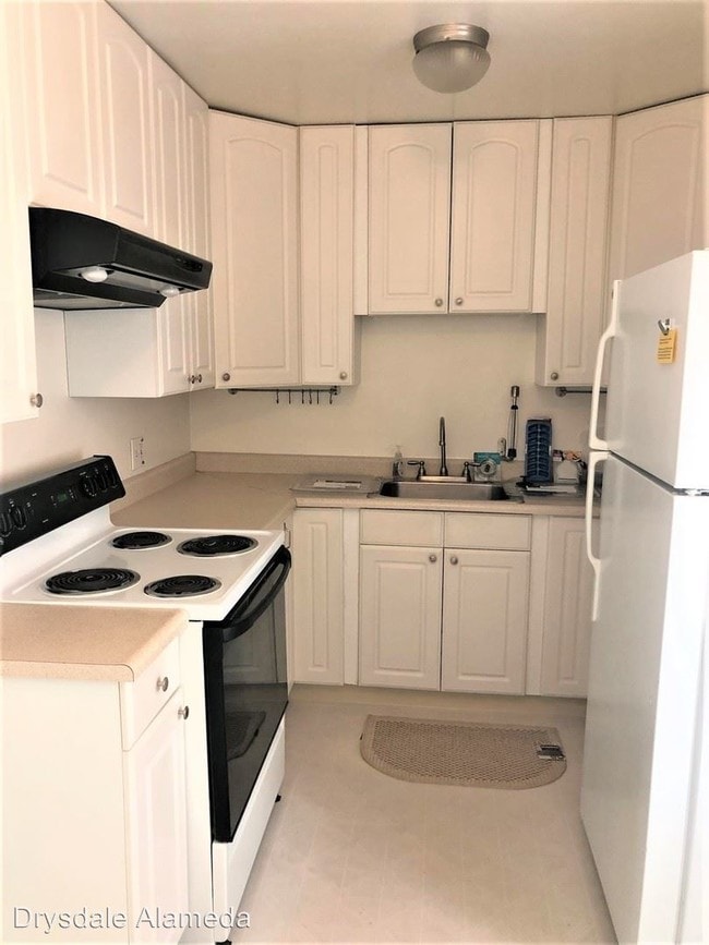 Building Photo - 1432-1434 Sherman St