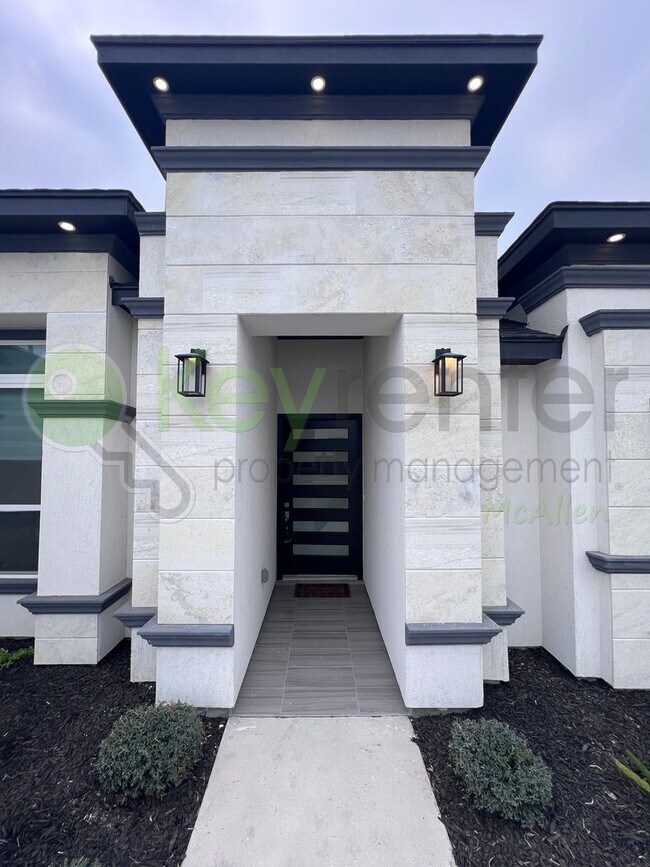 Foto del edificio - Stunning - 3 b/2.5 bath Home - Don't Miss Out!
