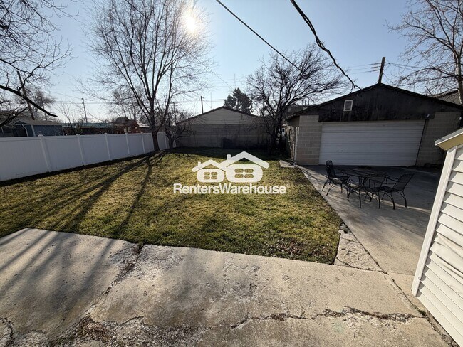 Foto del edificio - 318 E Oakland Ave