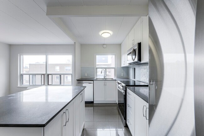 Photo du bâtiment - 143 Stephen Drive