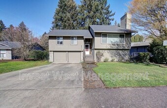 Building Photo - 6510 NW Bernie Dr