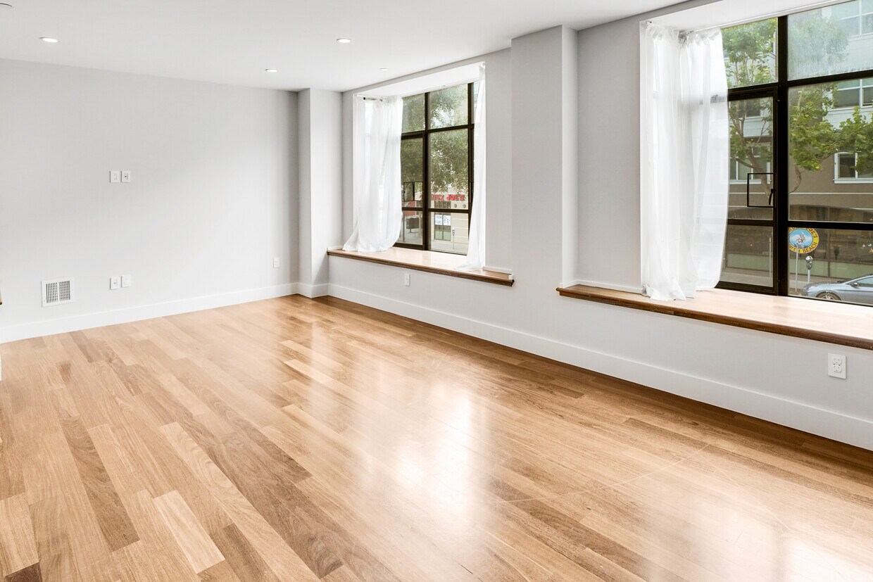 Foto principal - 420 Bay St
