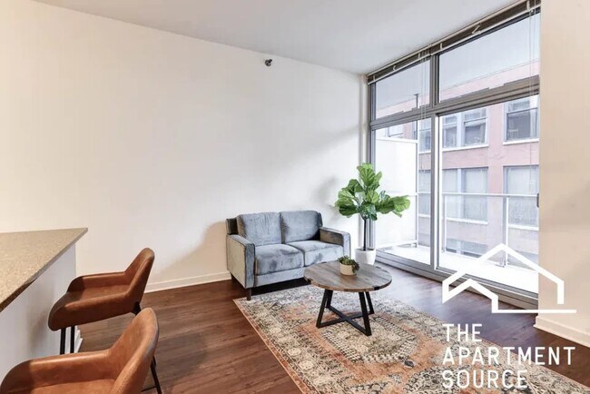 Foto del edificio - 730 S Clark St