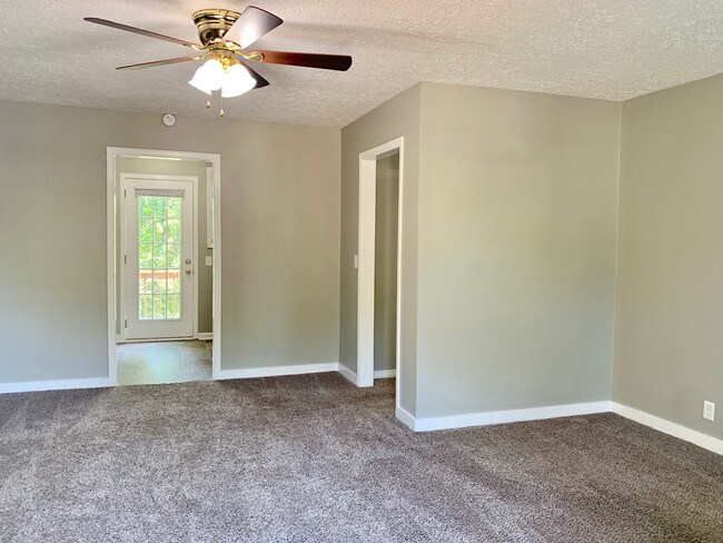 Building Photo - 1315 Vogue Hill Rd