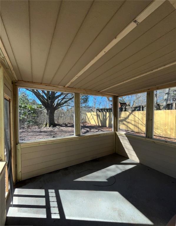 Building Photo - 5810 Northfield Dr