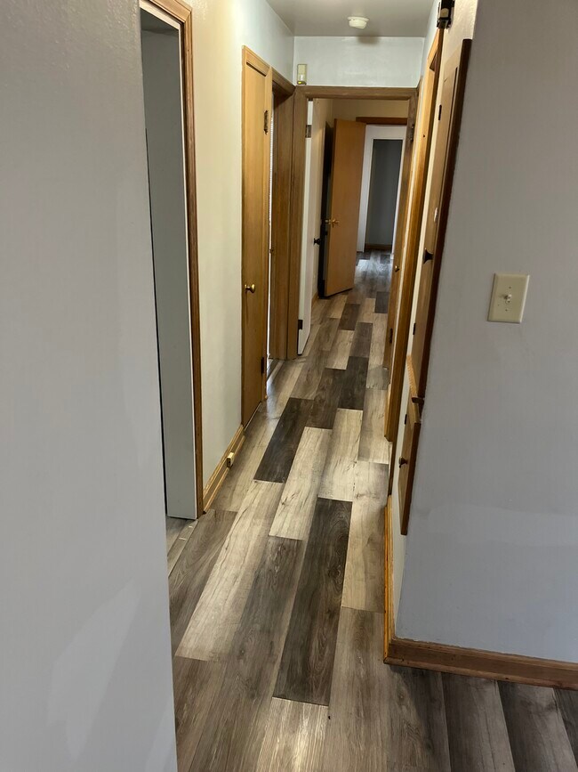 Foto del edificio - 3919 N Sherman Blvd