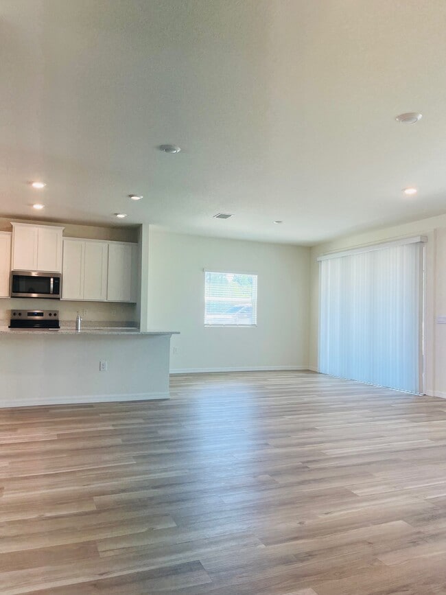 Foto del edificio - 5305 SW 52nd Ave
