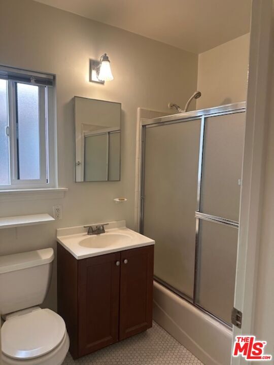 Foto del edificio - 517 Orlando Ave