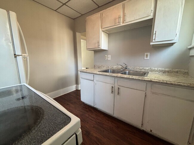 Foto del edificio - Harrises REO 631 S 19th Ave LLC (629/631 S 19th)