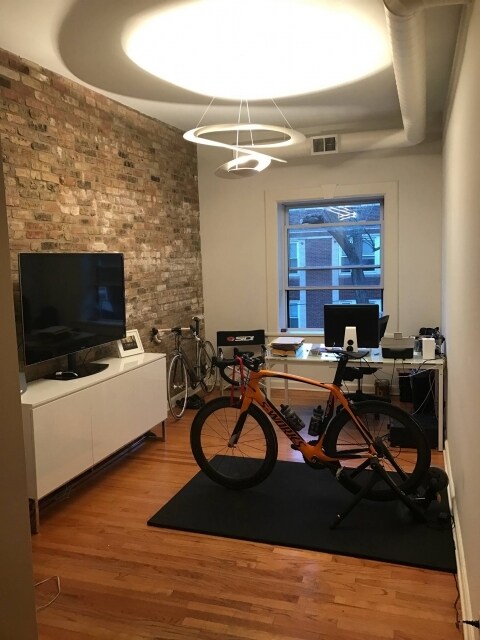 Foto principal - 3136 W Montrose Ave