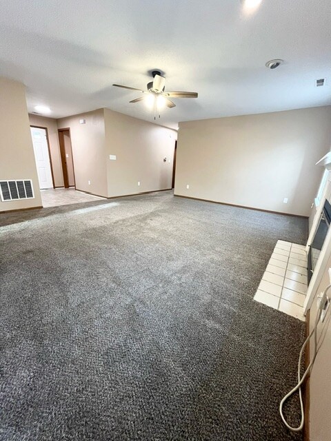 Building Photo - 6465 Townsend Way