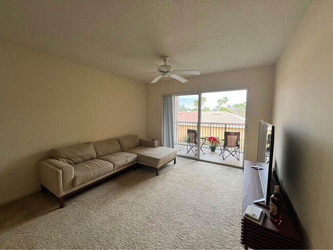 Foto del edificio - 3736 NW Adriatic Ln