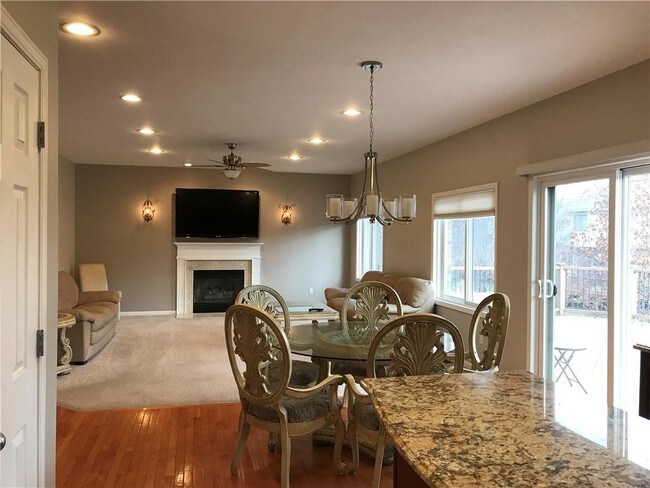Building Photo - 31090 Bancroft Dr