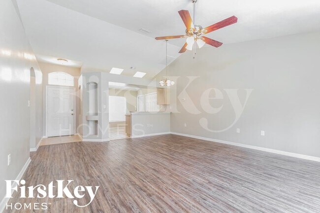 Foto del edificio - 737 Coconut St SE