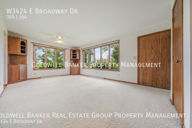 Foto del edificio - W3424 E Broadway Dr