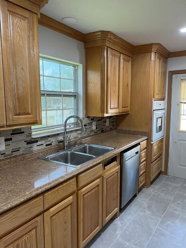 Foto del edificio - 2522 Kingsdale Dr