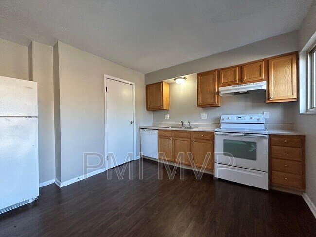 Foto del edificio - 4893 Nugent Dr