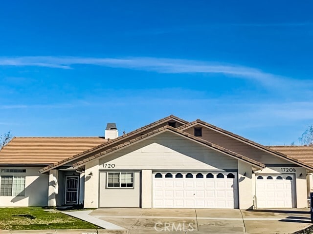 Foto principal - 1720 Stillwater Ct