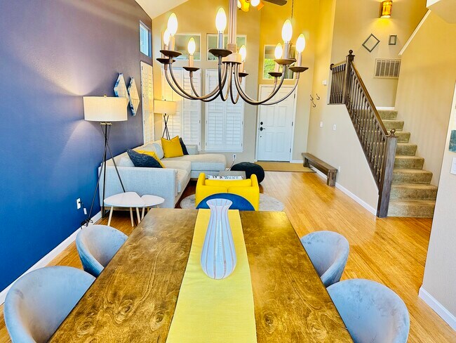 Foto del edificio - 4715 Bradford Ln