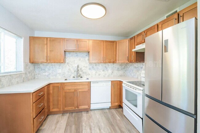 Foto del edificio - 1281 Victor St