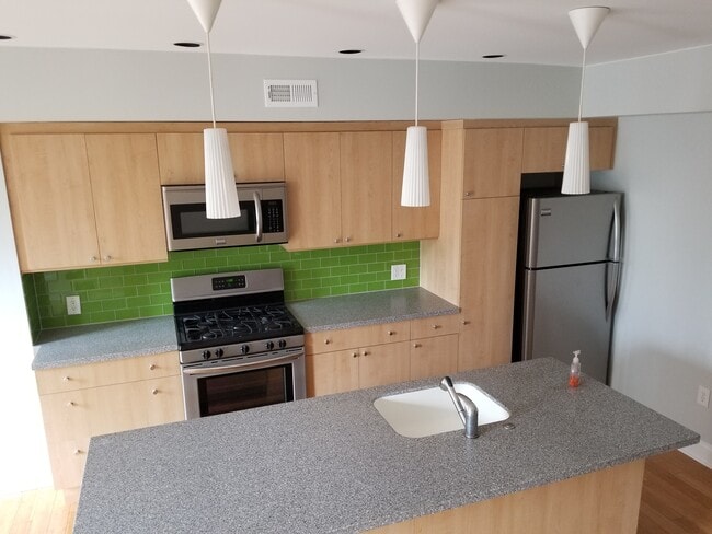 Photo - 1525 South St Apartments