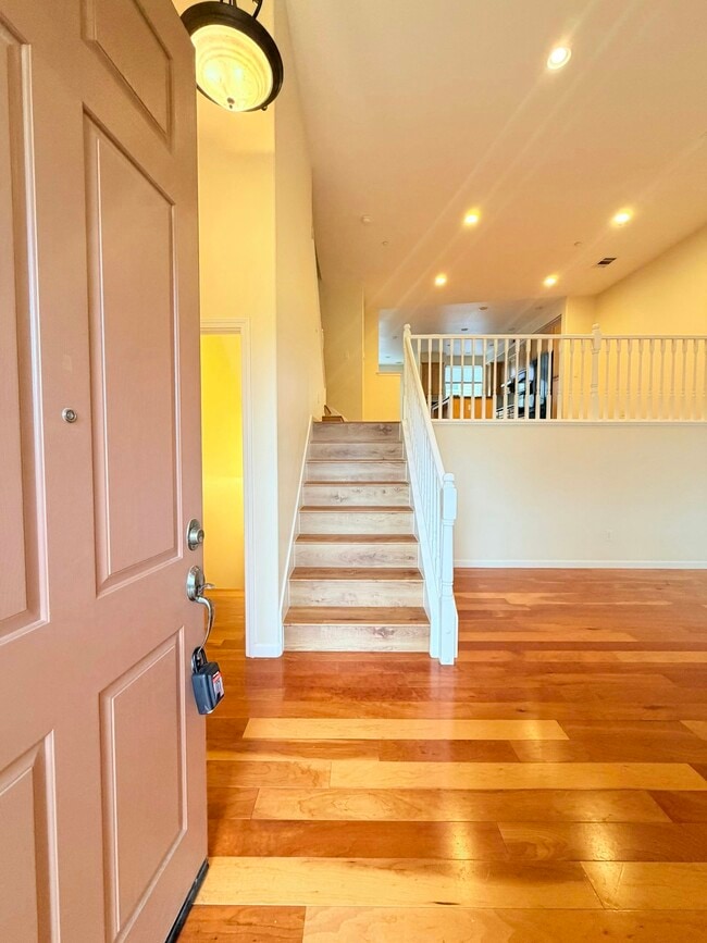 Foto del edificio - 6353 Byron Ln