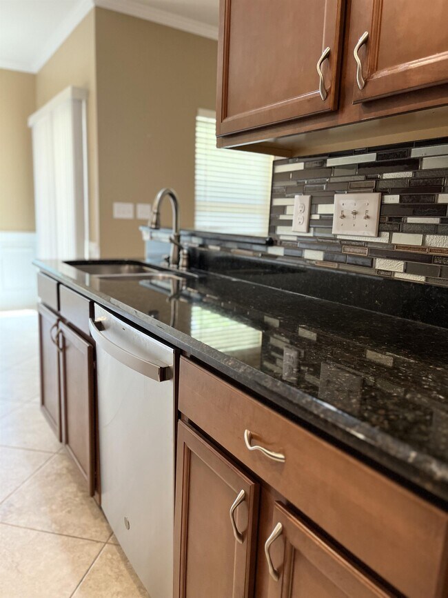 Foto del edificio - 8517 Loxton Cir