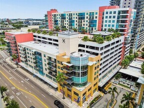 Building Photo - 1120 E Kennedy Blvd