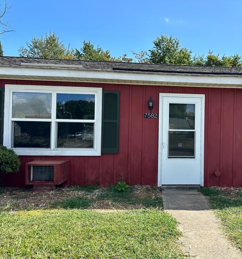 Primary Photo - 7582 Bellehaven Dr