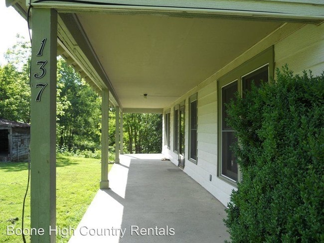 Building Photo - 137 Bladen Rd