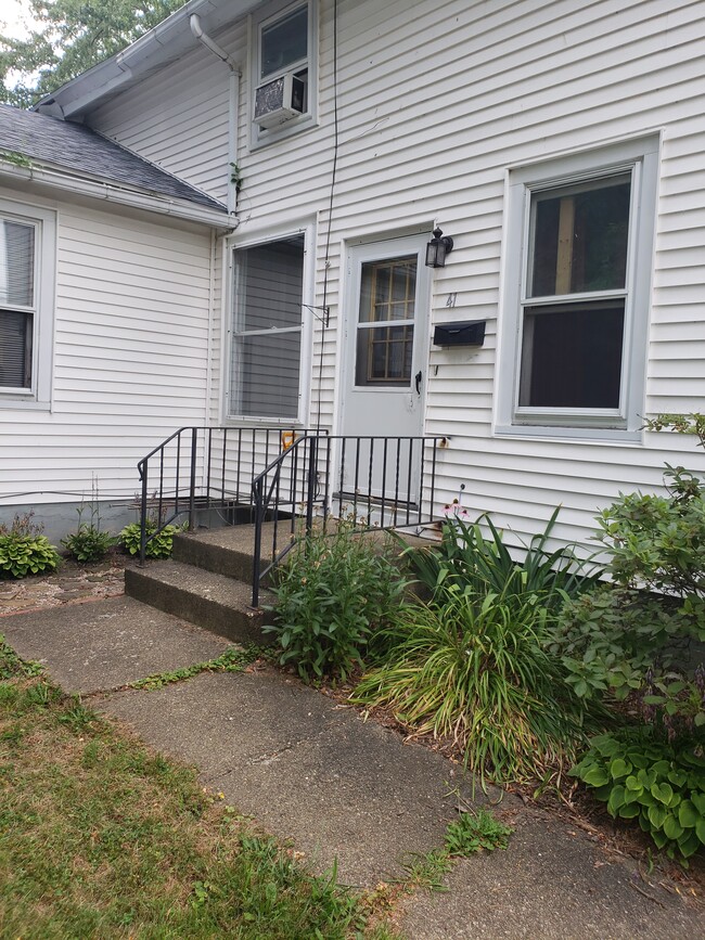 39 Temple St Unit 41 Temple, Fredonia, NY 14063 - Apartments in ...