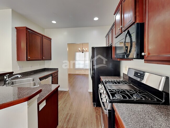 Foto del edificio - 34 Kodiak Ct