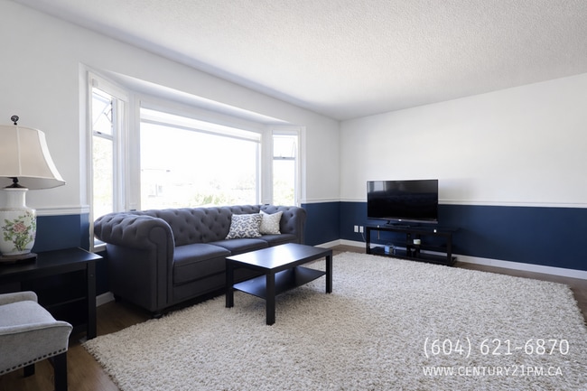 Building Photo - 32654 Nootka Close