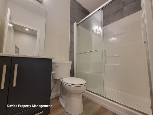 Building Photo - 3603-3606 6 Ave SW