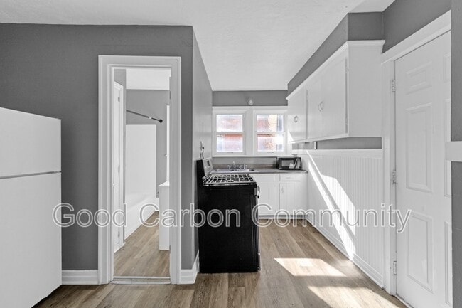 Foto del edificio - 326 Elmwood Ave