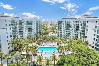 Building Photo - 550 SE Mizner Blvd