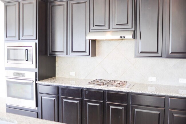 Foto del edificio - 1236 Laurel Lp