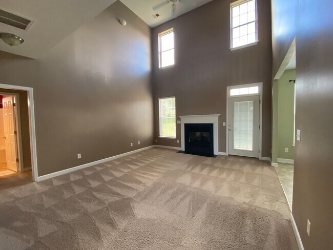 Foto del edificio - ~~~~~~~~ Spacious 4/5 bedroom ~~~~~~~~~   ...