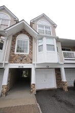 Building Photo - 31 Loch Ln