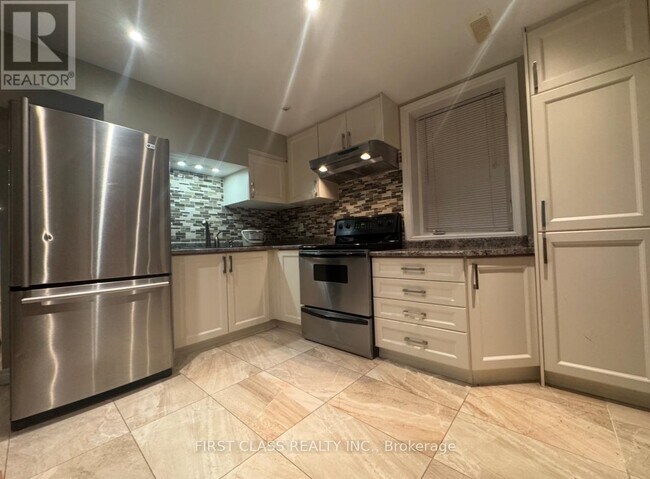 Photo du bâtiment - 101 Shirrick Dr