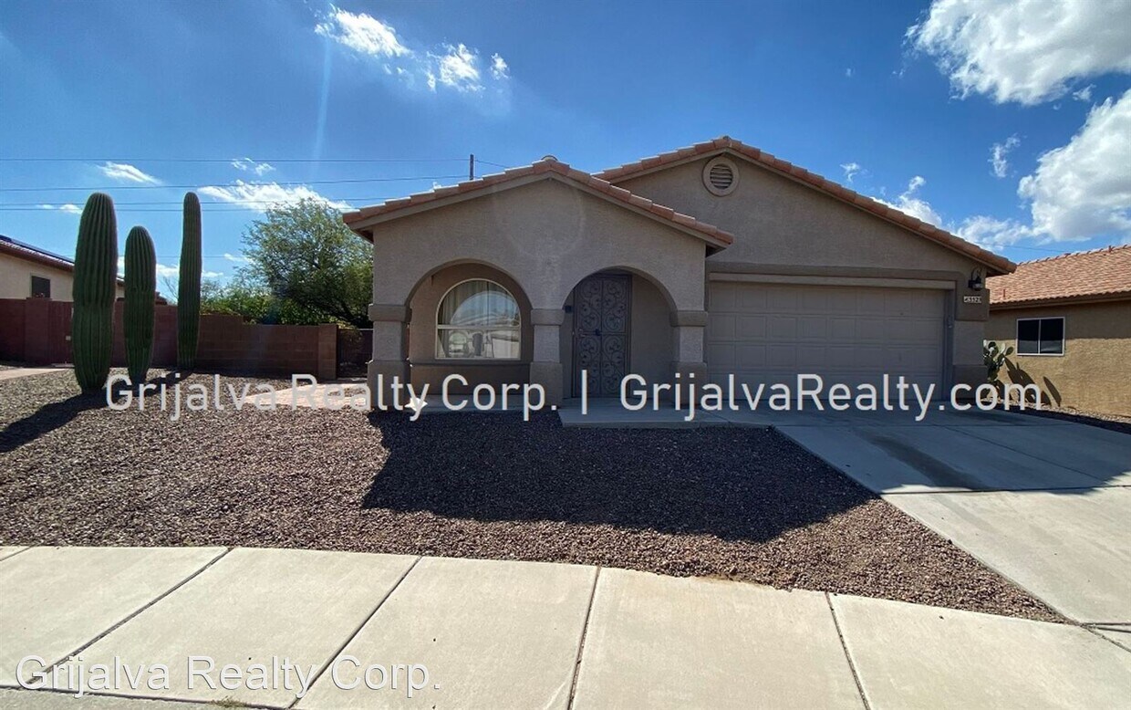 Primary Photo - 4 br, 2 bath House - 3529 W. Camino de Talia