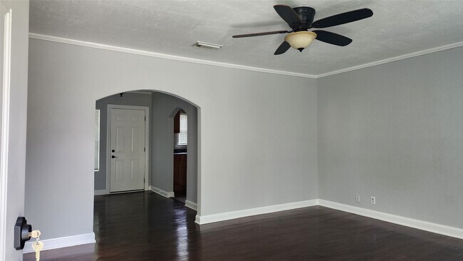 Foto del edificio - 7124 Linden St