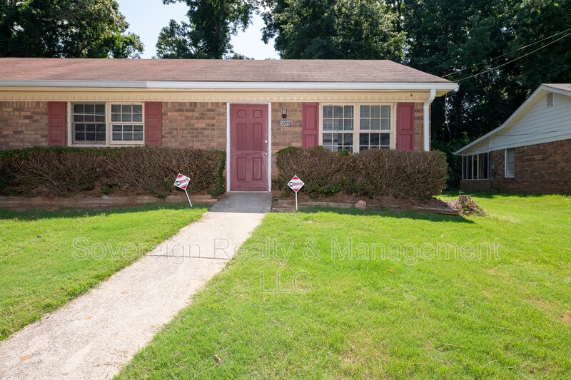 Foto principal - 469 Southern Way