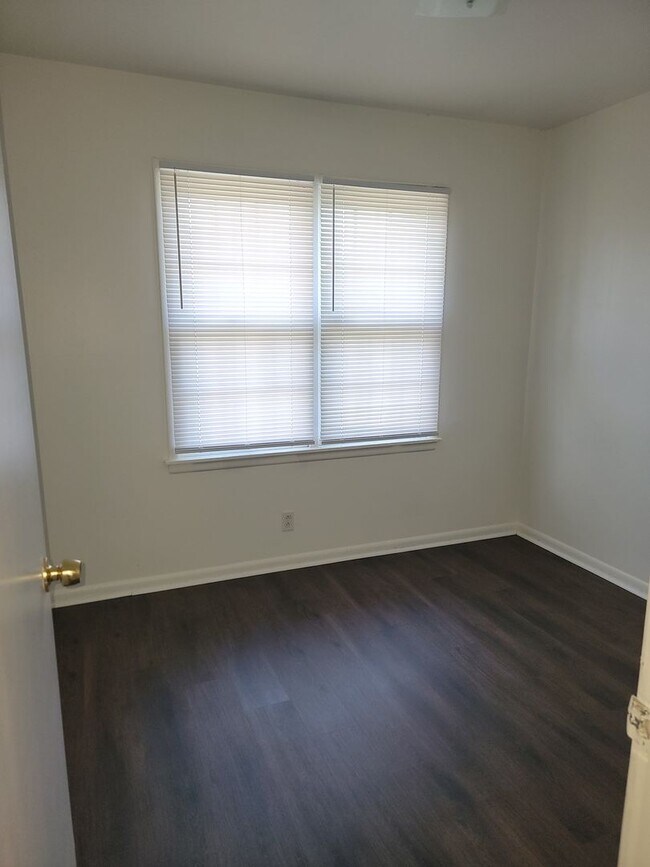 Foto del edificio - 2BR/1BA Updated Home – Vouchers Welcome!