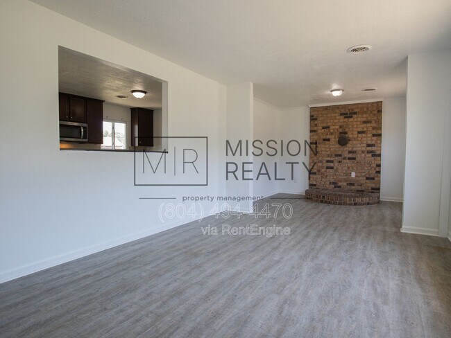 Building Photo - 1649 Delmar Ave