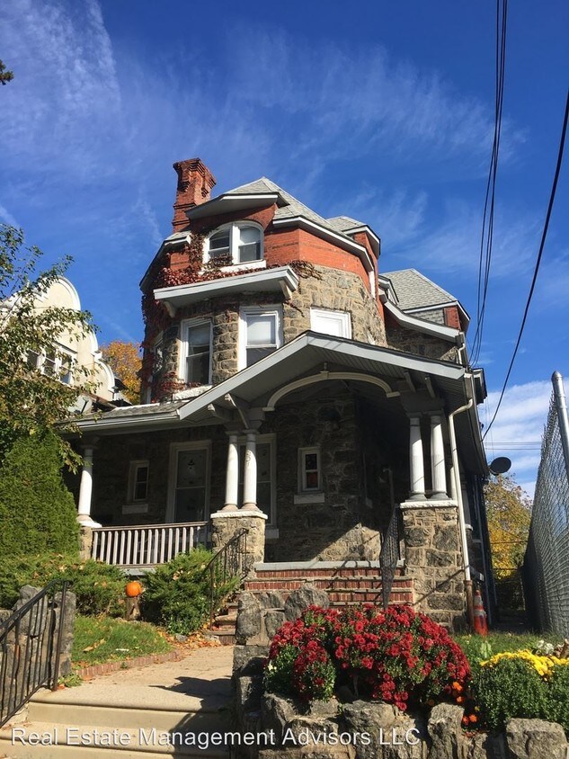 Primary Photo - 831 N 63rd St