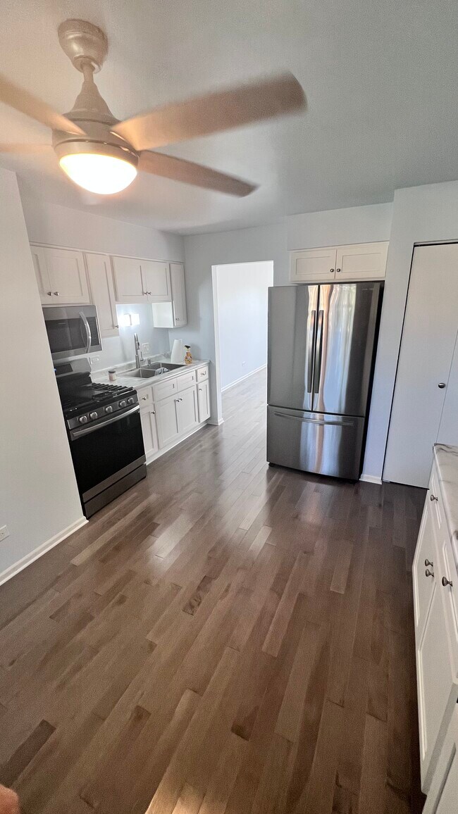 Foto del edificio - 7530 Country Ln